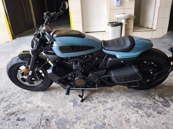 HARLEY-DAVIDSON SPORTSTER S 